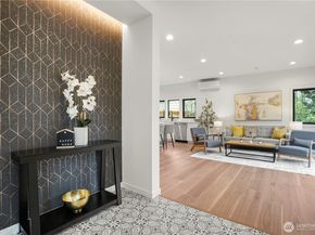 13022 Corliss Avenue N, Seattle WA 98133
