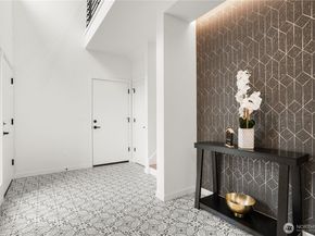 13022 Corliss Avenue N, Seattle WA 98133