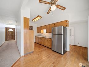 525 Farragut Avenue NE, Port Orchard WA 98366