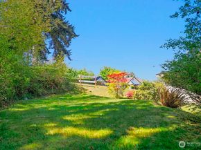 525 Farragut Avenue NE, Port Orchard WA 98366