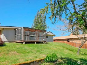 525 Farragut Avenue NE, Port Orchard WA 98366