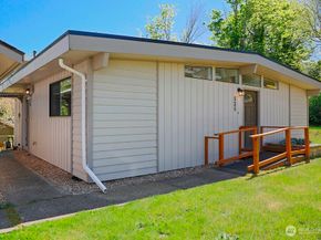 525 Farragut Avenue NE, Port Orchard WA 98366