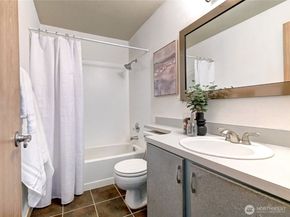 115 124th Street NE E1, Everett WA 98208
