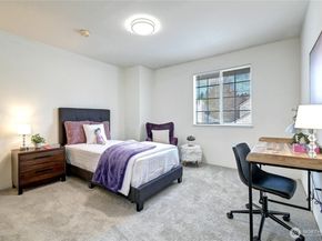 115 124th Street NE E1, Everett WA 98208