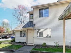 115 124th Street NE E1, Everett WA 98208