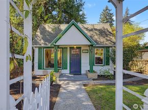 14019 23rd Avenue NE, Seattle WA 98125