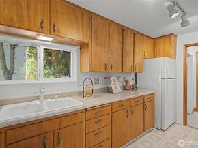 14019 23rd Avenue NE, Seattle WA 98125