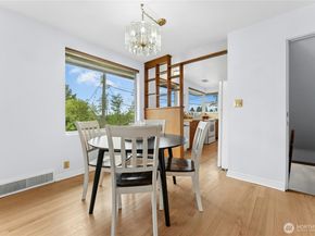 5803 Oberlin Avenue NE, Seattle WA 98105