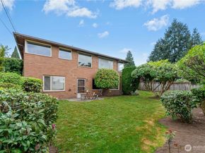 5803 Oberlin Avenue NE, Seattle WA 98105