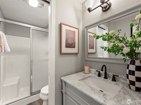 1228 NE Brockman Place, Seattle WA 98125