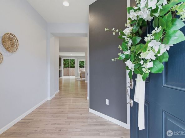 1916 98th Avenue SE, Lake Stevens WA 98258