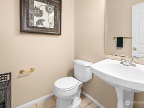 8904 123rd Lane NE 8904, Kirkland WA 98033