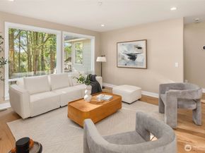 19221 SE 25th Street, Sammamish WA 98075