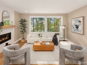 19221 SE 25th Street, Sammamish WA 98075