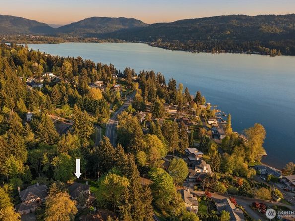 19221 SE 25th Street, Sammamish WA 98075