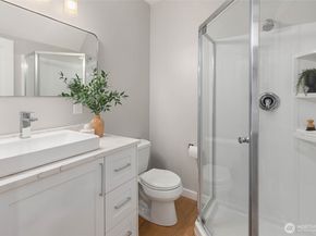 19221 SE 25th Street, Sammamish WA 98075