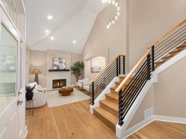 19221 SE 25th Street, Sammamish WA 98075