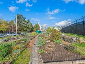 750 N 143rd Street 312, Seattle WA 98133