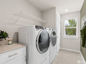 23642 SE 49th Street 1, Issaquah WA 98029