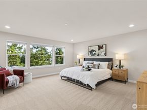 23642 SE 49th Street 1, Issaquah WA 98029