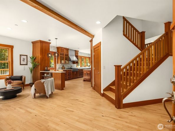 18305 121st Avenue SW, Vashon WA 98070