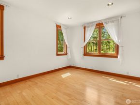 18305 121st Avenue SW, Vashon WA 98070