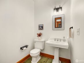 18305 121st Avenue SW, Vashon WA 98070