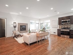 8297 5th Avenue NE, Seattle WA 98115
