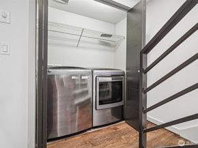 8297 5th Avenue NE, Seattle WA 98115