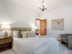 8551 NE Juanita Drive, Kirkland WA 98034