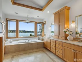 8551 NE Juanita Drive, Kirkland WA 98034