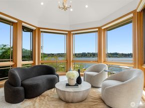 8551 NE Juanita Drive, Kirkland WA 98034