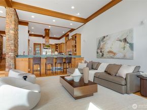8551 NE Juanita Drive, Kirkland WA 98034
