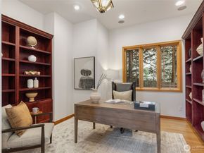 8551 NE Juanita Drive, Kirkland WA 98034
