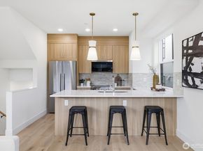 2012 Fairview Avenue E A, Seattle WA 98102