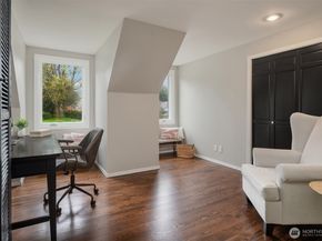 17206 SE 46th Street, Bellevue WA 98006