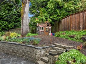 17206 SE 46th Street, Bellevue WA 98006