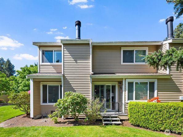 23816 12th Place S 401, Des Moines WA 98198