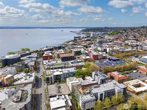 124 Warren Avenue N 208, Seattle WA 98109