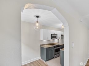 124 Warren Avenue N 208, Seattle WA 98109