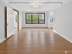 124 Warren Avenue N 208, Seattle WA 98109