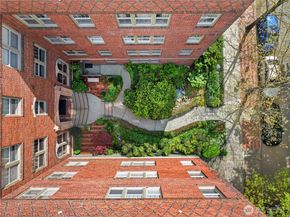 124 Warren Avenue N 208, Seattle WA 98109