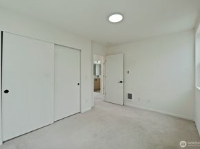 9002 15th Avenue SW A, Seattle WA 98106
