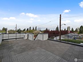 9002 15th Avenue SW A, Seattle WA 98106