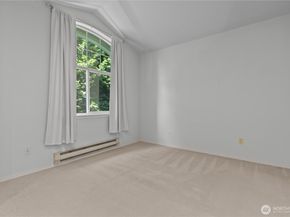 16125 Juanita Woodinville Way NE 219, Bothell WA 98011