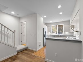 16125 Juanita Woodinville Way NE 219, Bothell WA 98011