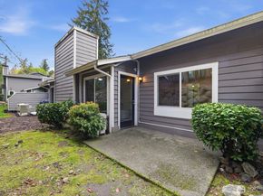 15929 NE 41st Street 8B, Redmond WA 98052