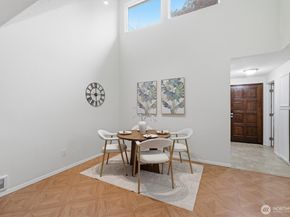 15929 NE 41st Street 8B, Redmond WA 98052