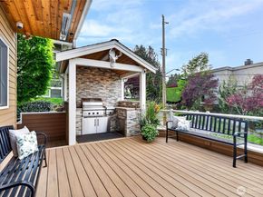 4057 SW Holgate Street, Seattle WA 98116