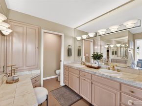 4057 SW Holgate Street, Seattle WA 98116